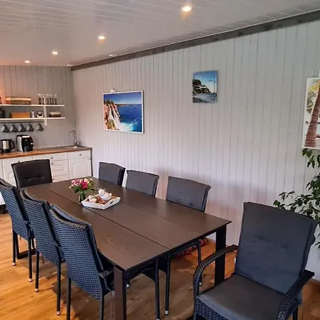 Apartment Dachgeschosswohnung Wilhelm *