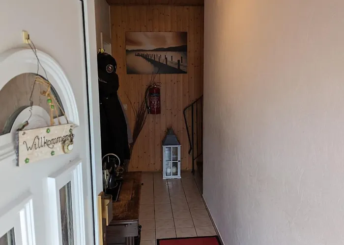 Dachgeschosswohnung Wilhelm Апартаменты Nordleda