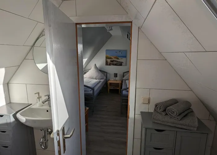 Dachgeschosswohnung Wilhelm Апартаменты *